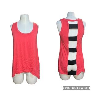 TEA & ROSE | WOMENS | ASYMMETRICAL TANK TOP WITH OPEN BACK